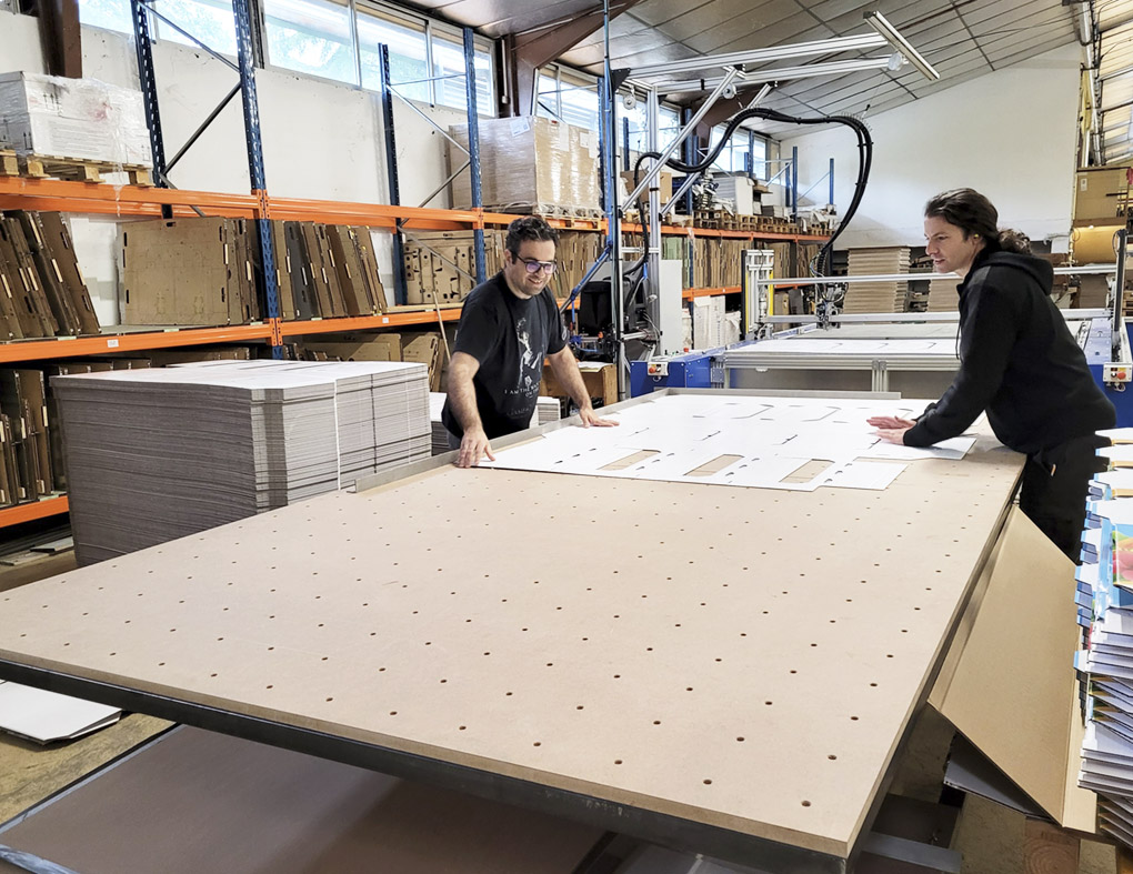 TABLE A DECOUPER 2